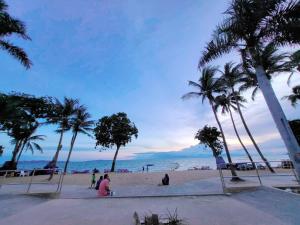 Uncle Noom Pool Villa