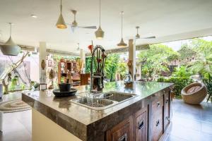 Villa CC- Cosy 2bdrs villa - enclosed and open living area