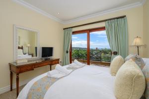 San Lameer Villa 14317 - 4 Bedroom Deluxe - 8 pax - San Lameer Rental Agency