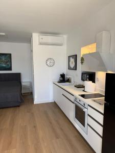 Central studio in Poros old town