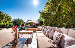 Stunning Home In Vodice