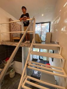 private loft, comfortable, equipped, we invoice,