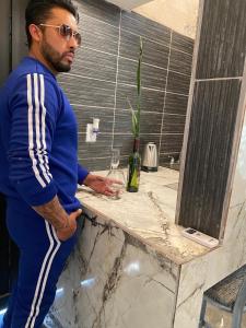 private loft, comfortable, equipped, we invoice,