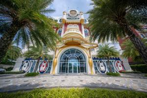 Wonderland Royal Mansions Ho Tram