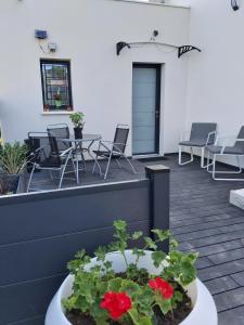 Appartements Equipped Studio, 2 hours per day acces to a private swinmming pool : photos des chambres