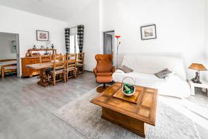 Appartements Appartement 2 chambres avec vue a La Gaude, 65 m² : photos des chambres