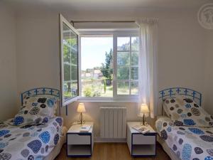 Gîte lumineux avec grand jardin et tennis privé - FR-1-496-362