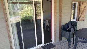 Villages vacances Terres de France - Les Hameaux de Pomette : Chalet 2 chambres -  Accessible aux Personnes à Mobilité Réduite