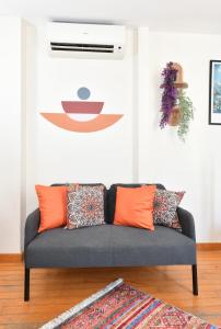 Cute Home Balcony Retro Design AC Galata