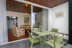 Casa Bela Vista by An Island Apart