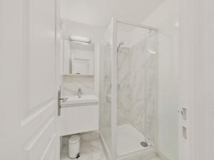 Face au port - 400m plage - Appart pour 2