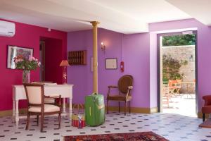 Hotels Logis hotel O en Couleur : photos des chambres