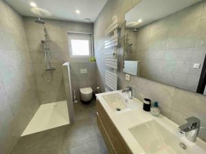 Maisons de vacances Maison calme - confort - Billy & Compagnie : photos des chambres