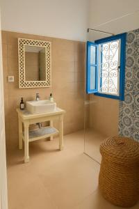 Dar El Aalia Sea View Stay in Iconic Sidi Bou Saïd