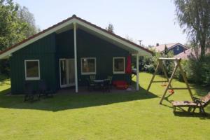 5 Personen Ferienhaus mit Kaminofen in erster Reihe hinterm Deich in Otterndorf