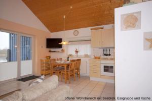 4 Personen Ferienhaus mit Kanu, Kaminofen und herrlichem Seeblick in Otterndorf