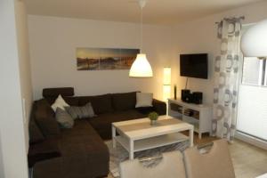 6 Personen Ferienhaus mit Sauna, Whirlpool, zwei Duschen sowie Kaminofen in Otterndorf