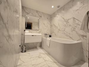 Appartements Elegant 3 bedrooms apartment : photos des chambres