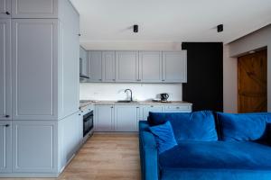 Urban Elegance Bliss Apartment by BookingHost