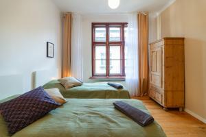 Vintage Charm-3 Bedrooms-Old Town