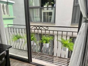 Căn hộ 1 phòng khách 1 phòng ngủ tại Tô Ngọc Vân Tây Hồ