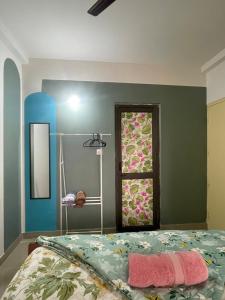 GreenFall 2 - Breezy Big 1BHK flat attach bath
