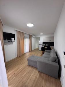 Villa Fibonacci - Beachfront Lalez Bay Durres