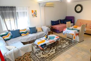 Carpe Diem Family House