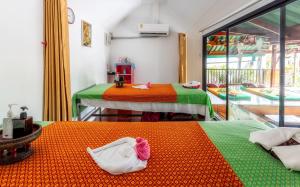 The Expat Hotel Patong