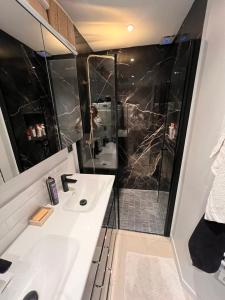 Appartements Montmartre Retreat | Private Garden & Style : photos des chambres