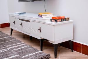 Reza Stays Apartment near mwananyamala hospital & CBD