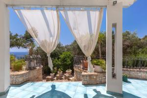 Villa Scarnera by BarbarHouse