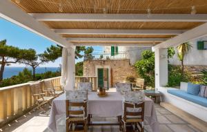 Villa Scarnera by BarbarHouse