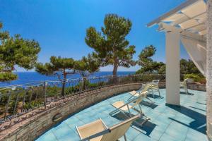 Villa Scarnera by BarbarHouse