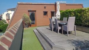 Appartements Appartement familial - 2 toits terrasses - vue mer - hyper centre d-Houlgate : photos des chambres