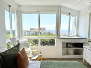 Sea Views Studio Calahonda - EaW Homes