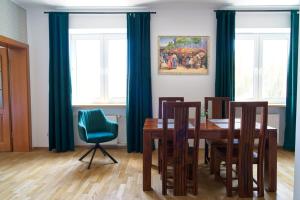 Arte Family Appartment Old Town by Homey