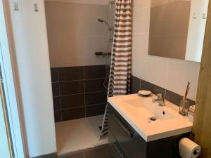 Villas La Grisot de la mer Saint Hilaire : photos des chambres