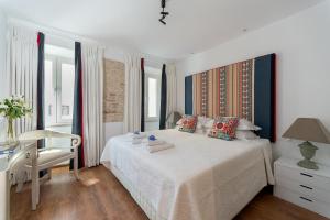 Tobacco House Suites