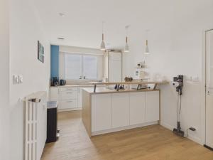Appartements 180m de la plage appartement 4 adultes - 4 enfants : photos des chambres