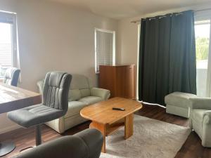 Helle Ferienwohnung mit Balkon