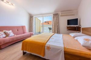 Studio Apartment in Crikvenica XIV