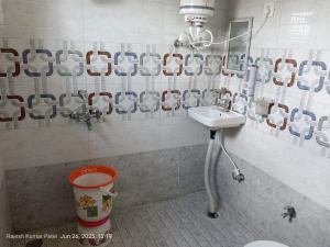 Hotel Shri Awadh Inn Ayodhya