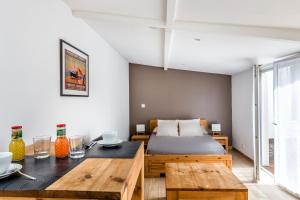 Appart'hotels Resid'Spa Loire & Sevre : Studio avec Accès au Spa