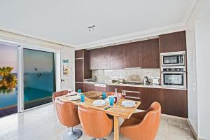 Villa Fig Tree Bay Seafront, Luxury 5Bdr Seafront Protaras