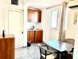 ground apartaments with balcony