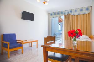 Hotel Tigakis Star
