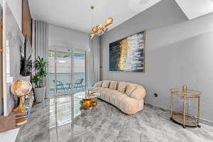 Waves - Gold Opulence 1 BR in Marina - 4hvězdičkové hotely ve městě Dubaj