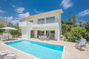 Central Protaras Villa 3 Bedrooms Private Pool Villa Dafnis Morfi Close To Protaras Strip