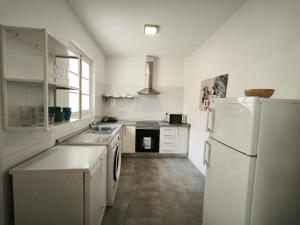 FLORIT FLATS - The Ausias March Apartment